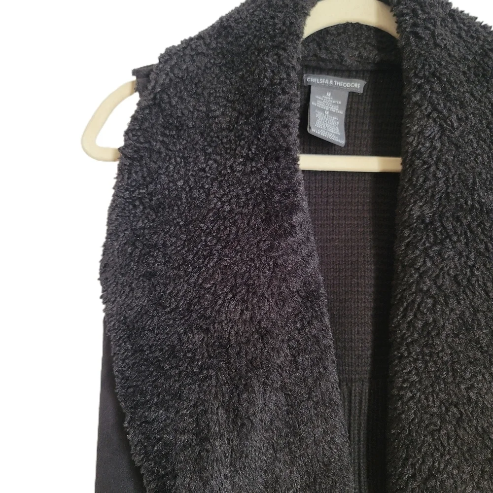Chelsea & Theodore Vest M Medium Black Faux Fur Faux Suede